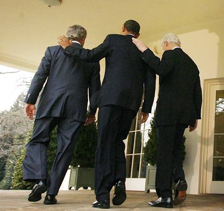 Obama d o penze pro Haiti spolen s Bushem a Clintonem