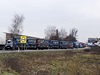 Autodopravci blokovali 11. ledna silnici I/50 mezi Trenínem a napojením na dálnici D1 na protest proti novému systému elektronického výbru mýta. V ad tam stálo na 90 kamion a dalích aut. 