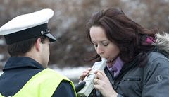 Policie od Nového roku kontroluje alkohol u kadého idie, kterého zastaví