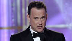 Tom Hanks pi pedávání zlatých glób.