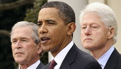 Obama, Bush a Clinton spolen podali o penze pro Haiti