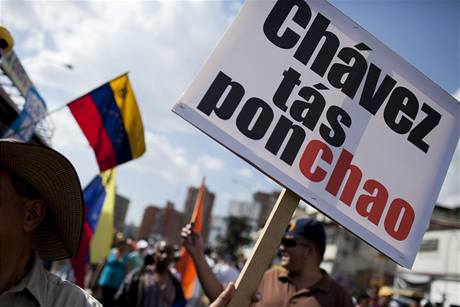 Transparent odprc venezuelského prezidenta: 'Chávezi, jsi odepsaný'