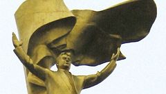 Turkmenbaši přijde o sochy i náměstí. Přikázal to současný prezident