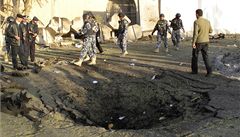 Pi bombovch tocch v centru Bagddu zahynulo 36 lid