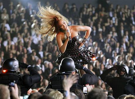 Beyoncé na pedávání cen Grammy