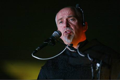 Britský zpvák Peter Gabriel.
