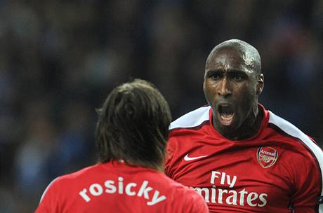 Sol Campbell a Tomá Rosický