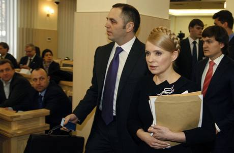 Poraená kandidátka na post ukrajinského prezidenta Julije Tymoenková u soudu