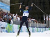 Francouzský sdruená Jason Lamy Chappius urval zlato v dramatickém finii.
