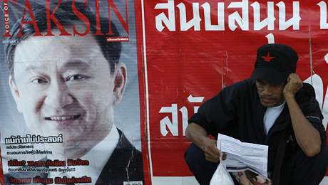 Svrený thajský premiér Tchaksin inavatra