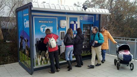 Automat na mléko v Uherském Broditi