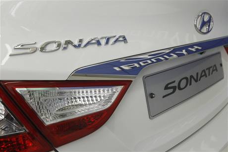 Hyundai Sonata.