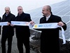 Spolenost Ray-on spustila 7. prosince u Chabaovic na Ústecku fotovoltaickou elektrárnu o výkonu pes 4,2 MW. Výstavba na zemdlsky nevyuívané ploe zhruba 8,5 hektaru trvala tyi msíce. Jde o investici za zhruba 360 milion korun