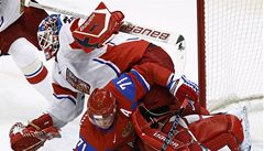 Koval�uk srazil Vokouna.