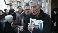 Otec zem�elého sá�ka�e David Kumarita�vili