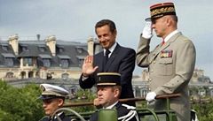 Nicolas Sarkozy a Jean-Louis Georgelin