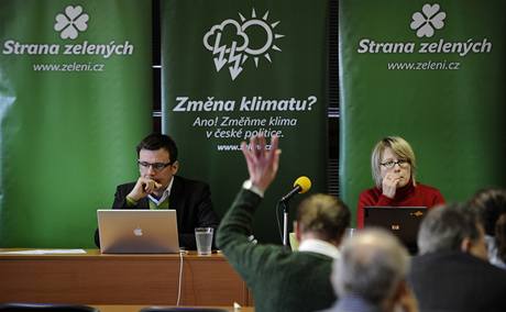 Pedseda Strany zelench Ondej Lika a Zuzana Kolnsk v Praze na republikov rad strany
