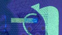 Ochranné prvky na tisícikorunové bankovce