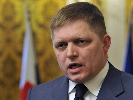 Slovenský premiér Robert Fico protestoval na tiskové konferenci proti nedávným výrokm maarského prezidenta.