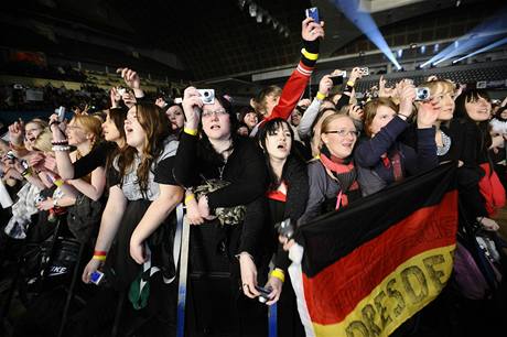 Fanouci na praském koncert Tokio Hotel.