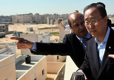 Generální tajemník OSN Pan Ki-mun v pásmu Gazy.