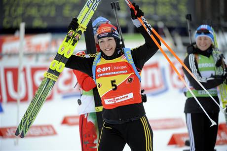 Biatlonistka Magdalena Neunerov vyhrla posledn zvod sezony i celkov poad SP.