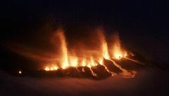 Na Islandu se po 200 letech probudila sopka, evakuovno 600 lid