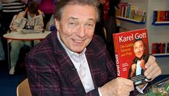 Karel Gott na kniním veletrhnu