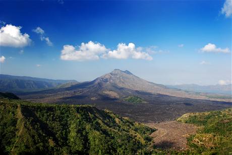 Mount BAtur (ilustraní foto)