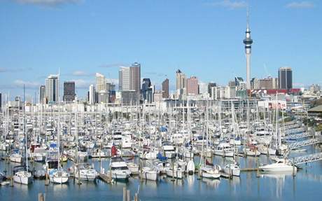 4. Auckland (umstn 2008: 5.); Poet obyvatel msta/zem: 1,303,068 / 4,213,418 ; Dlka ivota: 80,3 let; HDP: 116,6 mld. Dolar