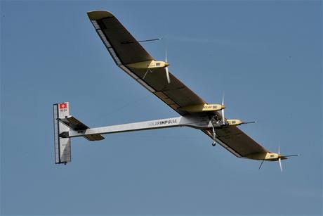 Letadlo na solární pohon