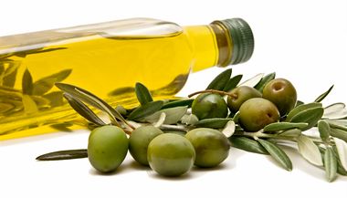Tekut zlato olivov olej