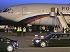 Kolona s ruským prezidentem Dmitrijem Medvedvem odjídí z Ruzyn