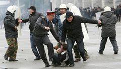 Nepokoje v Kyrgyzstánu
