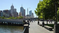 18. Melbourne (umístní 2008: 17.); Poet obyvatel msta/zem:  3,900,000 / 21,262,641  ; Délka ivota: 81,6 let; HDP: 800,5 mld. Dolar