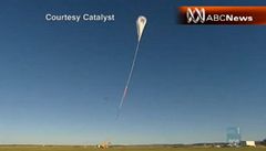Nezdařený start výzkumného balónu v Austrálii málem zabíjel
