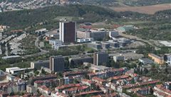 Univerzita v Brně čelí podezření z nečisté zakázky za miliardu