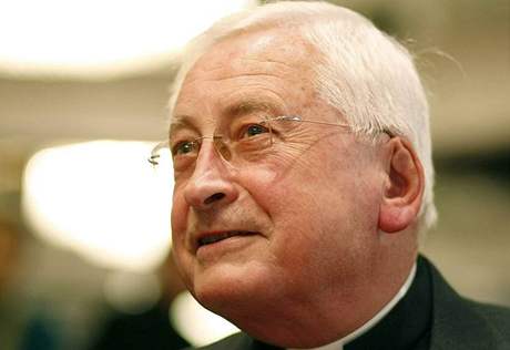 Augsburský biskup Walter Mixa obvinný ze sexuálního zneuívání dtí