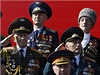 Rutí veteráni pi oslávách 65. výroí vítzství ve druhé svtové válce v Moskv