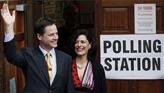 Nick Clegg se svojí man�elkou. 
