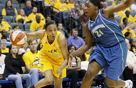 Marion Jonesová zahájila kariéru v basketbalové lize WNBA velmi skromn