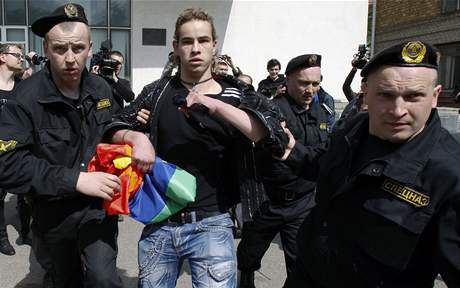 Bloruská policie zasahovala pi pochodu homosexuál