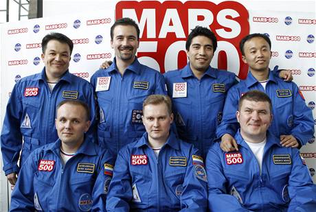 Posádka simulovaného letu na Mars bude šestičlenná, sedmý člen je náhradník