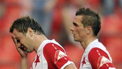Zadlužená Slavia se topí v krizi a zpožďuje výplaty svým hráčům