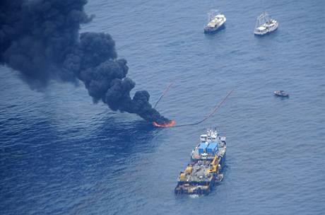 Boj s únikem ropy v Mexickém zálivu