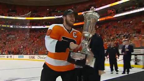 Mike Richards a Prince of Wales trophy