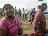 V Indii se srazily vlaky, zemely desítky lidí.