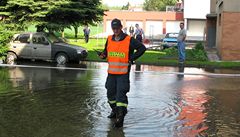 Pvalov d隝 potrpil jin Moravu. Ve Slavkov voda vyplavila 16 dom