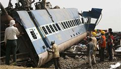 Sabot na indick eleznici: po srce vlak 110 mrtvch
