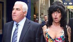 60letý Mitch Winehouse s 25letou dcerou Amy